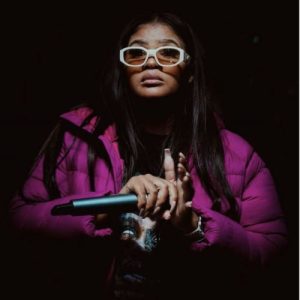 Lady Du takes audience to church at gig