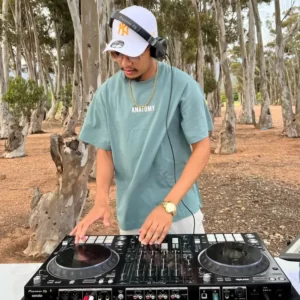 DJ Ice Flake – The Ice Flake Show Season 7 Episode 3