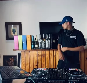 DJ Ice Flake – The Ice Flake Show Season 7 Episode 5