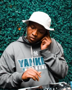 Mpilow RSA & LeeMcKrazy – Mgani