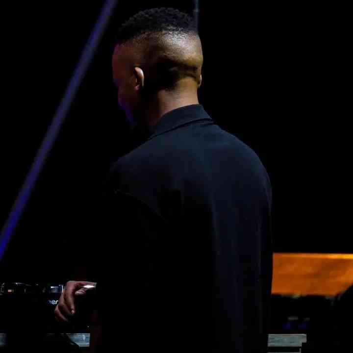 Romeo Makota - Amapiano Mix (17 May) Mp3 Download