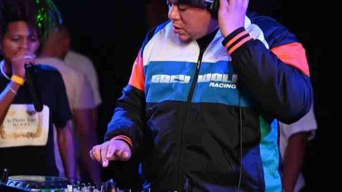 DJ-Feezol-SA---Club-Haze DJ Feezol SA - Club Haze (End of August Mix)