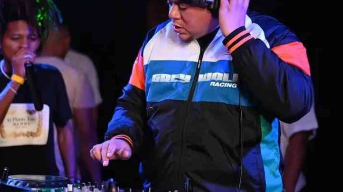 DJ-Feezol---Club-Stables-Coolerbox-Shades-Bash-Mix DJ Feezol - Club Stables Coolerbox & Shades Bash Mix