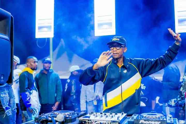 Scotts Maphuma - The Hangawt 1632 Amapiano Mix (15 September 2025)
